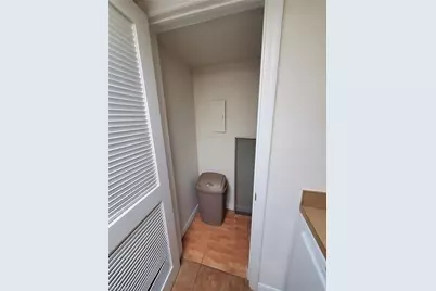 2366 E Mall Dr #421, Fort Myers, FL 33901 - Photo 17