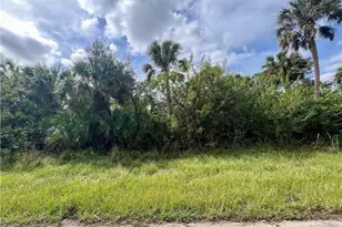 355 Ramblewood St, Port Charlotte, FL 33953 - Photo 1