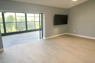 11091 Caravel Cir, Fort Myers, FL 33908 - Photo 3