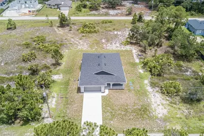 1037 Cheney Ave S, Lehigh Acres, FL 33974 - Photo 5