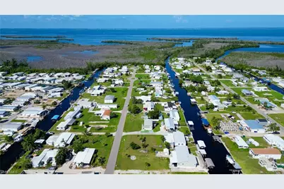 5008 Sandpiper Dr, Saint James City, FL 33956 - Photo 11