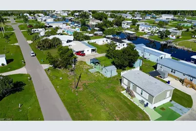 5008 Sandpiper Dr, Saint James City, FL 33956 - Photo 15