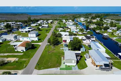 5008 Sandpiper Dr, Saint James City, FL 33956 - Photo 13