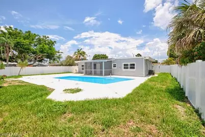 4370 Deleon St, Fort Myers, FL 33901 - Photo 43