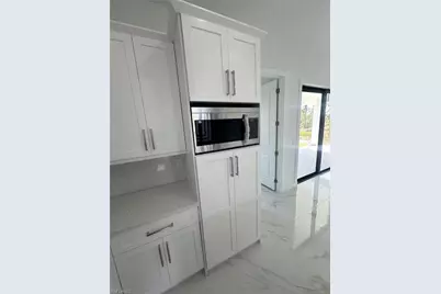 1022 Candlelight Dr, Lehigh Acres, FL 33974 - Photo 15