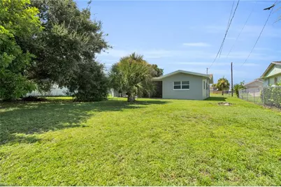 314 SE 47th Ter, Cape Coral, FL 33904 - Photo 29