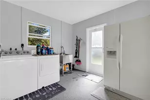 314 SE 47th Terrace, Cape Coral, FL 33904 - Photo 27