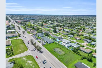 314 SE 47th Ter, Cape Coral, FL 33904 - Photo 37