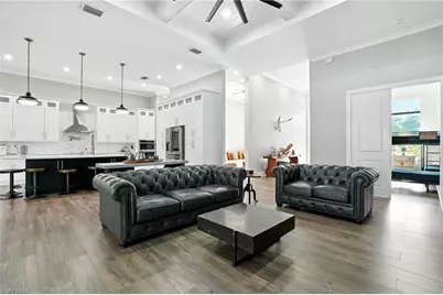 709 15th St SW, Naples, FL 34117 - Photo 9