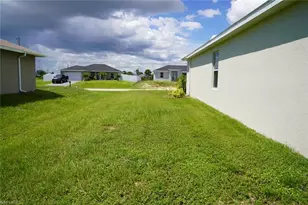 1416 NW 11th St, Cape Coral, FL 33993 - Photo 13
