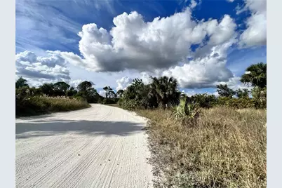 27120 San Carlos Dr, Punta Gorda, FL 33983 - Photo 3