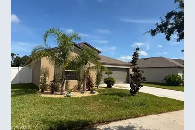 39889 NW Harmon Grove Ct, Zephyrhills, FL 33540 - Photo 3