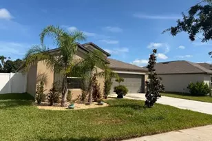 39889 NW Harmon Grove Ct, Zephyrhills, FL 33540 - Photo 3