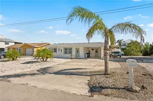 2444 Sycamore St, Saint James City, FL 33956 - Photo 3