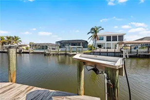 2444 Sycamore St, Saint James City, FL 33956 - Photo 11