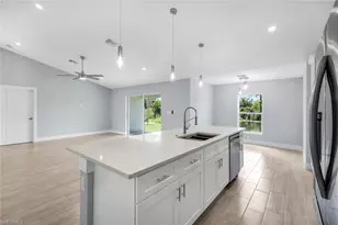 2018 NE 33rd Ln, Cape Coral, FL 33909 - Photo 11