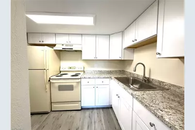 3704 Broadway #204, Fort Myers, FL 33901 - Photo 5