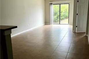 1022 NE 8th Pl, Cape Coral, FL 33909 - Photo 7