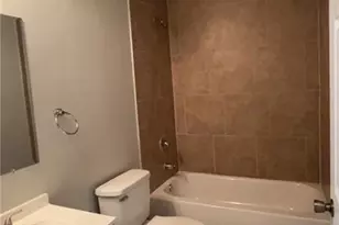 1020 NE 8th Pl, Cape Coral, FL 33909 - Photo 9