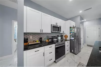 2906 9th St SW, Lehigh Acres, FL 33976 - Photo 9