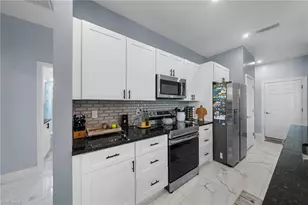 2906 9th St SW, Lehigh Acres, FL 33976 - Photo 9