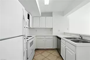 4127 Residence Drive, Fort Myers, FL 33901 - Photo 11