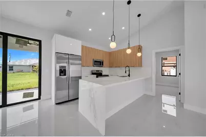 1739 NW 19th St, Cape Coral, FL 33993 - Photo 3