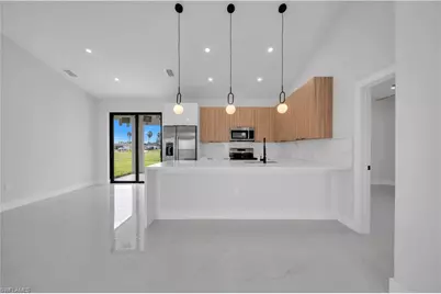 1739 NW 19th St, Cape Coral, FL 33993 - Photo 9