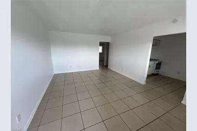 2452 Stella St #203, Fort Myers, FL 33901 - Photo 7