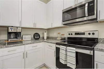 619 NW 2nd Ln, Cape Coral, FL 33993 - Photo 7