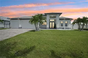 21 SW 21st St, Cape Coral, FL 33991 - Photo 3