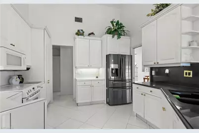 837 SW 2nd Ave, Cape Coral, FL 33991 - Photo 17