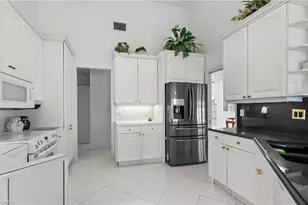 837 SW 2nd Ave, Cape Coral, FL 33991 - Photo 17