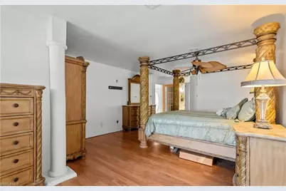 837 SW 2nd Ave, Cape Coral, FL 33991 - Photo 9