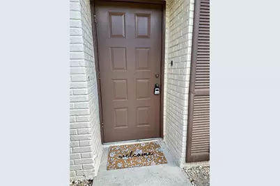 9391 Lennex Ln, Fort Myers, FL 33919 - Photo 9