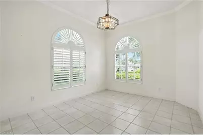 4017 Isla Ciudad Ct, Naples, FL 34109 - Photo 11