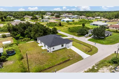 2406 Hightower Ave S, Lehigh Acres, FL 33973 - Photo 45