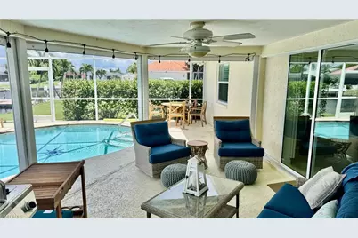 1927 SE 10th St, Cape Coral, FL 33990 - Photo 5