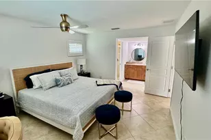 1927 SE 10th St, Cape Coral, FL 33990 - Photo 13