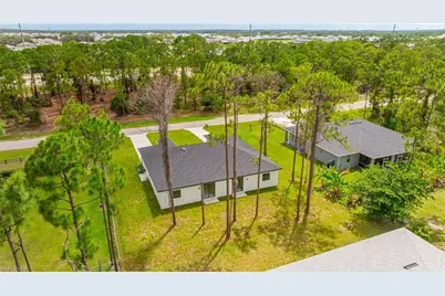 847 Meadow Rd, Lehigh Acres, FL 33973 - Photo 31