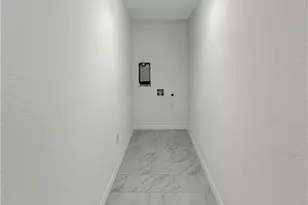 1423 NE 32nd Ln, Cape Coral, FL 33909 - Photo 9