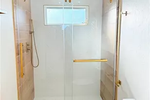 814 Victoria Dr, Cape Coral, FL 33904 - Photo 9