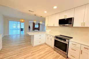 814 Victoria Dr, Cape Coral, FL 33904 - Photo 29