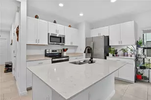 14245 Oviedo Pl, Fort Myers, FL 33905 - Photo 7