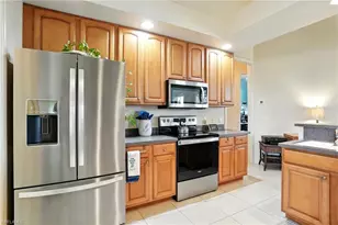 227 SW 28th Terrace, Cape Coral, FL 33914 - Photo 9