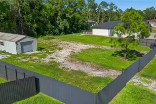 421 Broadmoor St, Lehigh Acres, FL 33974 - Photo 37