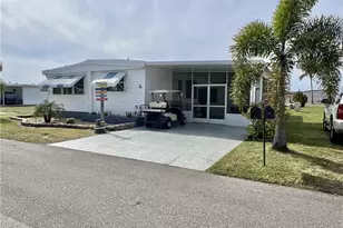 290 Valencia Dr, Fort Myers, FL 33905 - Photo 3