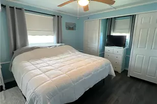 290 Valencia Dr, Fort Myers, FL 33905 - Photo 9