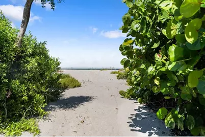 17030 Captiva Dr, Captiva, FL 33924 - Photo 21