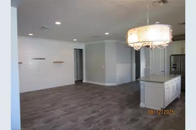 14589 Laguna Dr, Fort Myers, FL 33908 - Photo 7